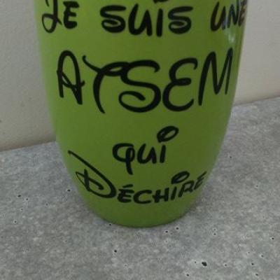 Sticker pour mug Je suis une ATSEM qui déchire