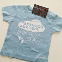 Attention aux yeux bleu blanc