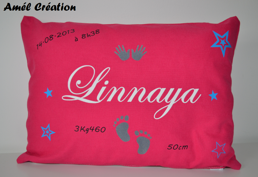 Coussin naisance fushia