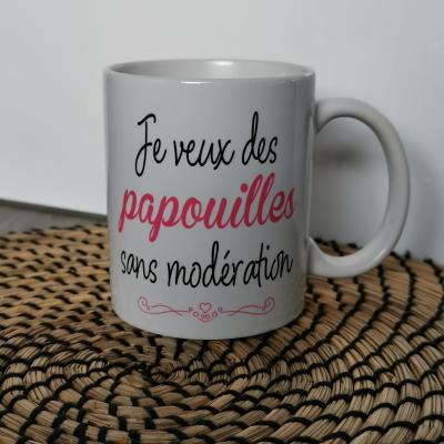 MUG classique - je veux des papouilles sans modération