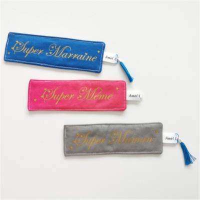 Marque page - Super.... avec coeurs et pompon à personnaliser
